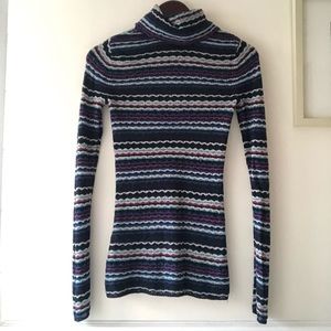 Lucky Brand woven jewel tone turtleneck